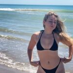 María Rubio Sánchez Instagram - Soy un topo que no sabe abrir los ojillos (le pedí fotos a mi madre y me hizo cuarenta vídeos de menos de 1 segundo, de ahí la calidad de mierda)