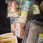 María Valenzuela Instagram - ¡¡¡Gracias @motis_tails!!! Una delicia todo 🙌🏼🙌🏼🙌🏼🐶🐶🐶🐶🐶 ¿Premio o postre? 🤔 #viandas #comidas #naturales #saludables #sopas #snacks #perros #perras #disfrutar #saborear 💯💯💯💯 📞 54 11 2400-2904 ❣️Fiore y Ángel❣️