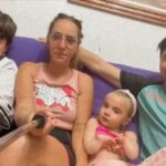 María Valenzuela Instagram – Hermosa familia que ha sacado fuerzas cuando más lo necesitaba su hija! Ejemplo de padres y hermano! Y en especial su mamá Ruth que demostró ser una leona que nunca bajó los brazos y siempre estuvo al frente de todas las adversidades y de todos los obstáculos! GRACIAS tesora, sos un gran ejemplo de vida! Todos los queremos y adoramos ❤️❤️❤️ Y a Juanita que nunca perdió su sonrisa y su alegría en los peores momentos! Una niña de 5 añitos que demostró ser una verdadera guerrera! Te amamos Juanita ❤️🧡💛💚💙💜💖