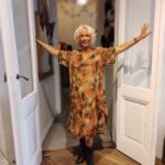 María Valenzuela Instagram – Amo la ropa y accesorios de @sera_vintage . Únicos, diferentes y soñados! Vení a chusmear las maravillas que tienen! Te lo recomiendo!