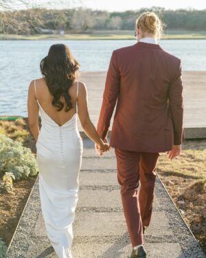 Mara Lopez Instagram - Counting down the days... ❤️‍🔥 ⁣
⁣
Thank you @itspatriciasnts for creating this beautiful dress ✨⁣ 
⁣⁣
#psbride #psofficielbridal #makeupbymikkamarcaida 📷 by @krystalevephotography