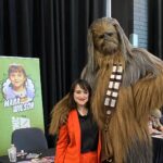 Mara Wilson Instagram – I had SUCH a great time at @comicconlpool! Thank you, lovely Liverpudlians, for making me feel so amazingly welcomed.

And thank you to all the mums and dads who helped their daughters dress as Matilda! As you can see in this photo from @liverpoolecho, I was in tears over it. TOO CUTE!

Also, just for fun, here’s me and Chewbacca.

#liverpool #comicconliverpool #comicconliverpool2022 #monopolyevents