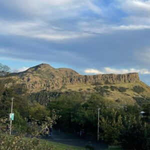 Mara Wilson Instagram - Edinburgh is a real place?! Apparently so 🤯 Come see me at @comicconscotland today and tomorrow and prove to me this is not just a magical fairy wizard land!