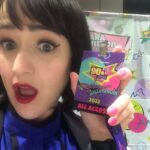 Mara Wilson Instagram – Having a rad time at #90sCon!
