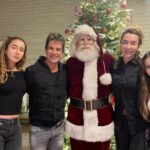 Marcela Carvajal Instagram – Un pequeño resumen de diciembre como va hasta ahora.  Gracias por esa invitaciones maravillosas y esto apenas está empezando!!! #grinch December is just beginning !!! Thank you to all these wonderful parties!! @claudiaconchaart #lorena @jeaninekkay