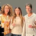 Marcela Carvajal Instagram – In this time of hate we light a candle for love.. we are so proud to be part of this movement that invites to stop antisemitism, war, violence and change it for acceptance and peace.. thank you @myrtletheturtle76 for the invitation and the rest of the crew.  Be tuned!
Muy orgullosos de hacer parte de esta campaña que invita a parar el antisemitismo, la guerra, la violencia y cambiarla por tolerancia, aceptación, amor y paz.  En estos tiempos de odio prendemos una vela por el amor.  Espero poderles mostrar el clip completo pronto!