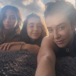 Marcela Carvajal Instagram - Yo y ….mis chicas.  Me…. and my girls.
