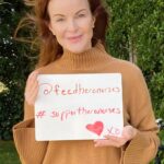 Marcia Cross Instagram - FEED HERO NURSES!! Post a selfie tag @feedheronurses and #supportheronurses !! I’m tagging @strongbrenda @evalongoria @kellyrutherford Xxoo m❤️