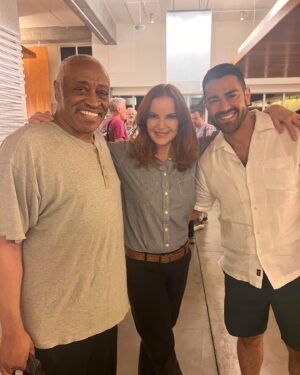 Marcia Cross Instagram - Two worlds collide. It was wonderful to have @realjessemetcalfe, @reallymarcia’s cast mate in #DesperateHousewives, join us at Pay the writer.