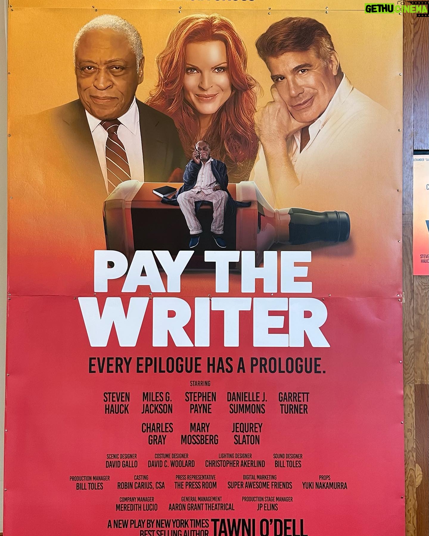 Marcia Cross - 12.3K Likes - So so happy to be a small part of this wonderful play and fantastic cast! #paythewriter
Link in Bio!!!
🧡❤️💜💚💛💙