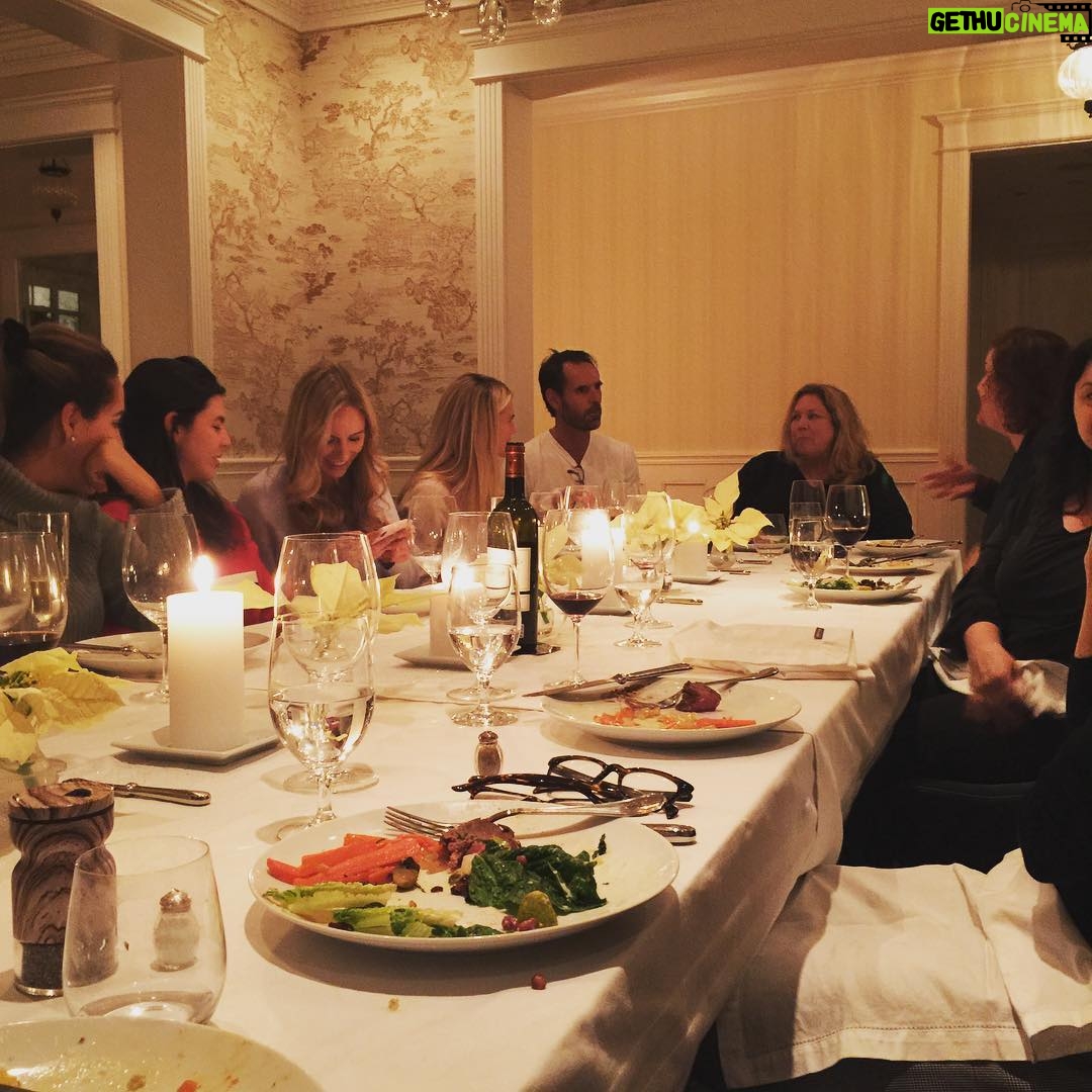 Marcia Cross Instagram - Another beautiful Christmas dinner! 🍽🍽