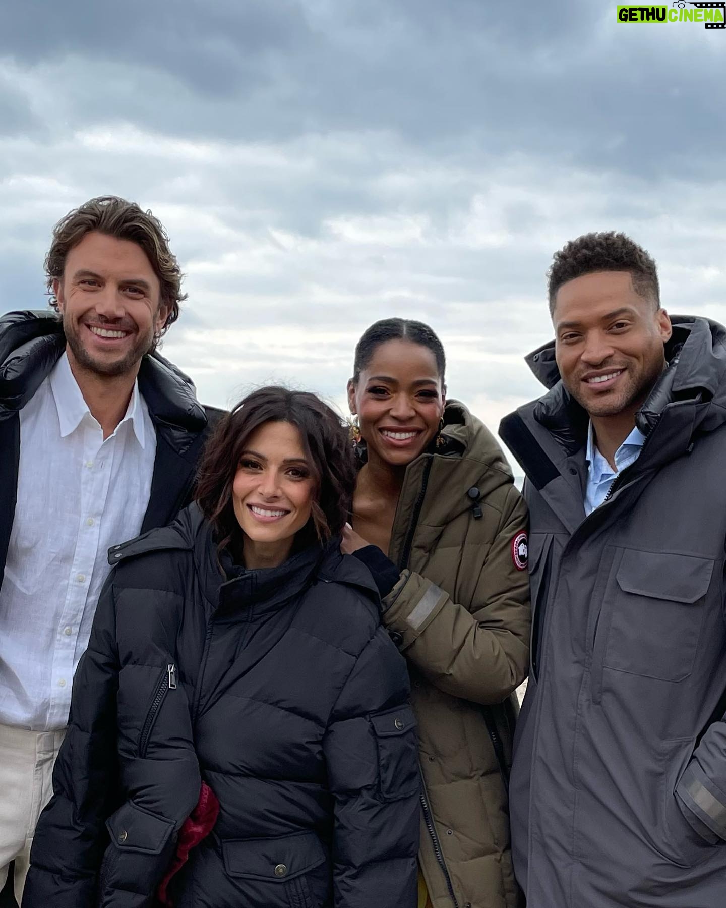 Margaret Odette - 10.5K Likes - @sexlife Season 2 is on @netflix NOW! I love this show. I love our team, led by @littleruke @milofx1 @pjmags26 and @sarahshahi, even more. Thx to our fans, yāall made this season happen! Soak up these 6eps, and let us know what you think - see slide 4 for inspo;)āØ
#sexlifenetflix
#margaretodette
#fuckthemkidshello
#blacklove #blackbrilliance #sashasnow #sashmani #secondchances