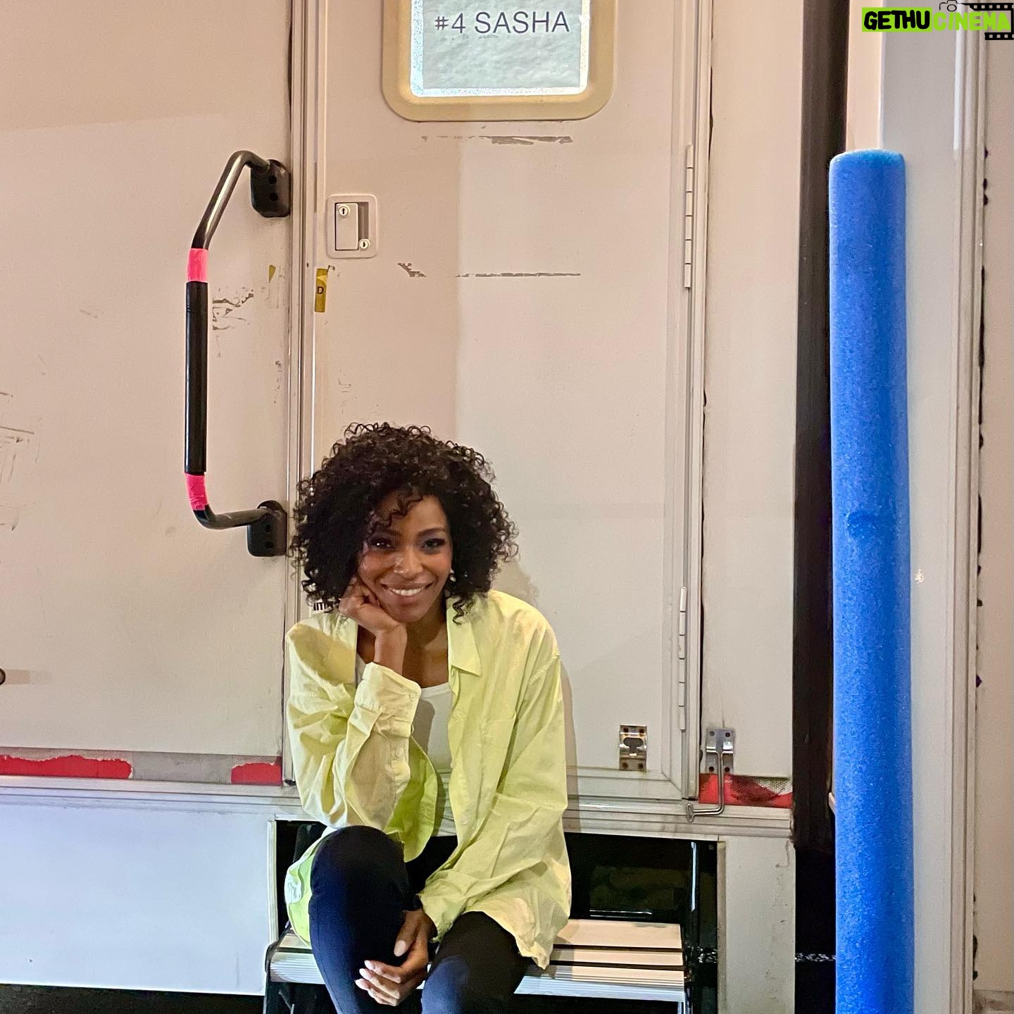 Margaret Odette - 3.4K Likes - Sex/Life debuted a year ago on Netflix! Wow, itās been an epic ride since then. Iām beyond grateful to our creators, crew, and all the fans for loving on our showš«¶š¾
.
.
.
A few memories from filming season 2š
#sexlifeseason2 #sexlifenetflix #margaretodette #bts