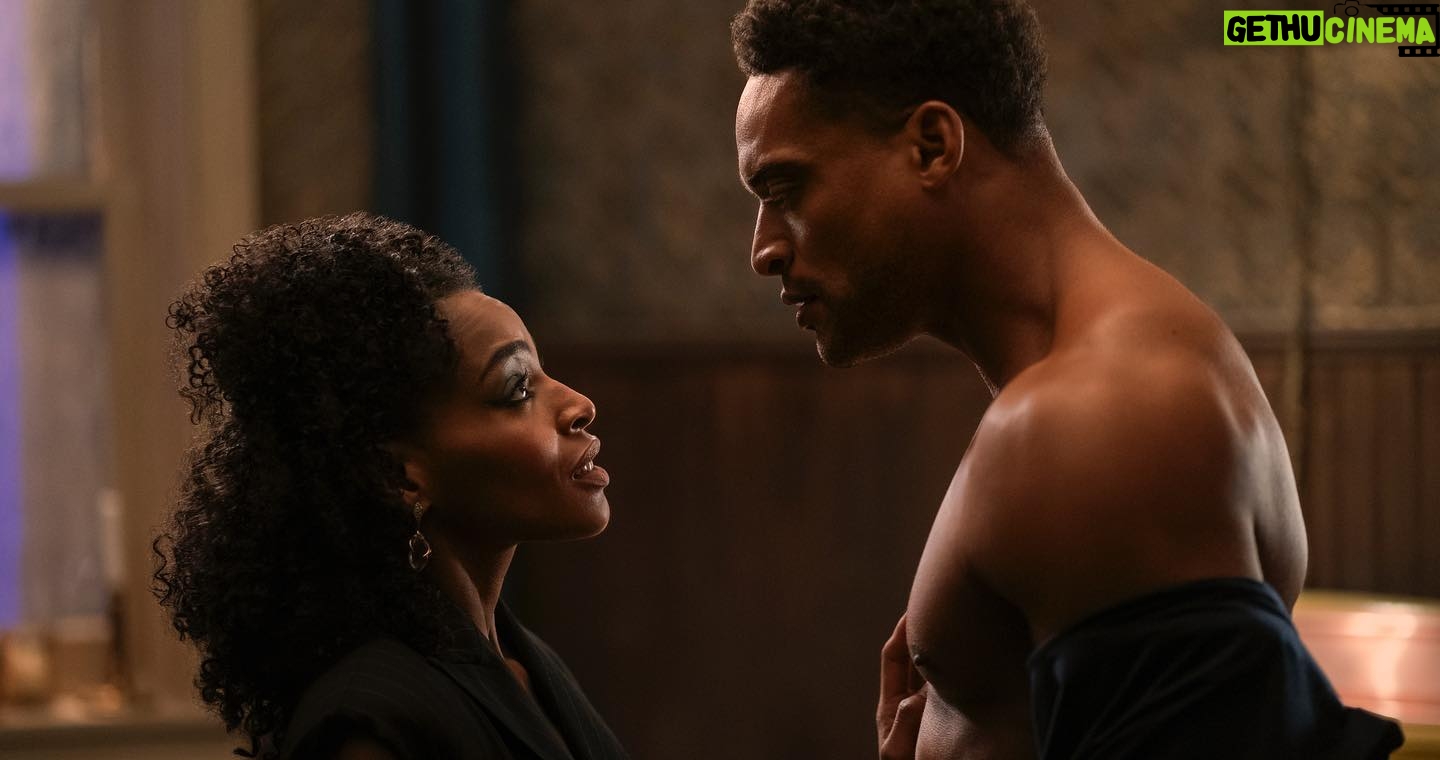 Margaret Odette - 3.2K Likes - 1st looks at Sashaās @sexlife Season 2 journey⦠revisit your fave moments from S1, and buckle up for the wild ride dropping Mar 2š¢
#sexlifenetflix
#margaretodette
#soledadobrien
#blacklove
#blackbrilliance