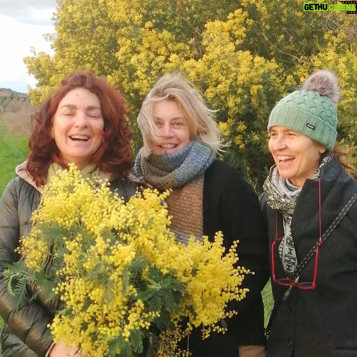 Margherita Buy - 2.4K Likes - Amiche @francesca.mazza62 @robi_de_simone #festadelladonna #ottomarzo