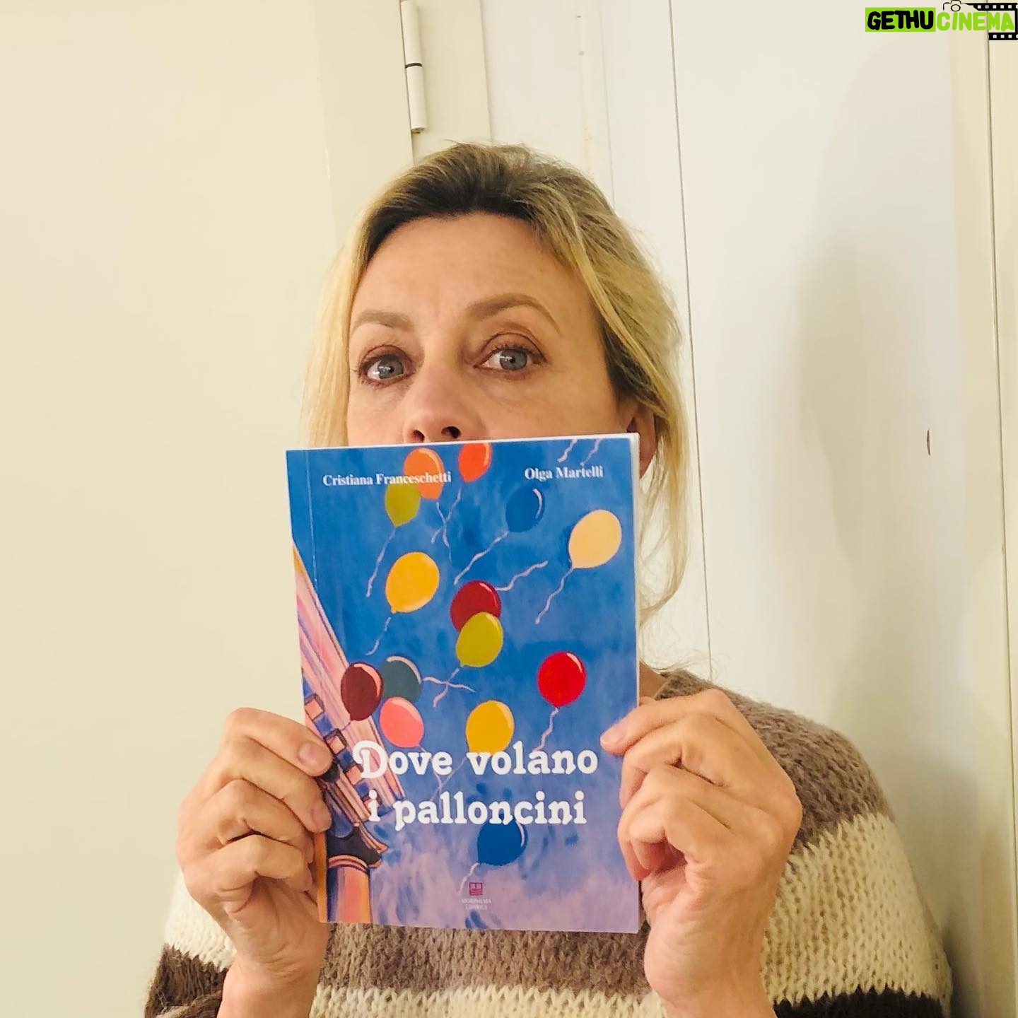 Margherita Buy - 1.8K Likes - Olga Martelli oncologa e una sua paziente in questo libro commovente,assolutamente da leggere ❤️