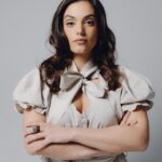 Margherita Vicario Instagram – Mi rido un tono perché sto andando a TOKYO 🕊️🍱 a presentare “Gloria!” 
Qui è ancora in sala  ed ecco, non perché sia figlio mio, ma vi assicuro che vederlo al cinema è più soddisfacente, perché c’è un lavoro sulle immagini e sul suono … speciale (si me lo dico da sola daje forte!)

Un abbraccio a tutti 
.
Foto 🌺 di @sara_sabatino 
Styledby @simonesifufurlan 
In @viviennewestwood 
Hair @antonia.ninni 
Mua @lucrezia.ramundimua 
Ciao girls

grazie @film_italia @tempestafilm @rai_cinema
