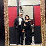 Margherita Vicario Instagram - É successa una cosa strana: il film Gloria! é uscito dallo schermo e s’é materializzato nella vita vera: abbiamo fatto un concerto in Chiesa a Molfetta, metà pubblico un po’ basito, l’altra metà trascinato dal rito. É stato divertente. Alla fine hanno rimbombato le mura ed erano tutti contenti. Ho pensato diverse volte durante queste prime tre date del tour, in questo eccesso di vitalità, che se fossi nata 4/5 secoli fa, m’avrebbero tranquillamente bruciato su un bel rogo! Chissà, magari non avrei avuto il coraggio di essere una vera strega…con la mia piantina nel vaso, lo sguardo di sguincio etcetc…Comunque ho suonato con la meravigliosa @orchestra_magna_grecia che mi ha fatto piangere 8/9 volte, come quando ho sentito per la prima volta Castagne con gli arrangiamenti di @giovannipallotti e del Maestro @patti_carmelo ❤️ Grazie a @vivoconcerti @metatronmgmt onnipresente @camilla_monge, ai miei musicisti e la mia squadra tecnica che ogni volta che li vedo sono felice di stare tra le loro mani. Ah! un grazie speciale alla ragazza che mi ha portato il CIOÉ. Dopo la Messa, ci stava. Le 3500 lire spese meglio della vita. Ci vediamo in tour❤️ PROSSIMA DATA 30 MAGGIO @ateneika_official CAGLIARI CON. BAND!!!
