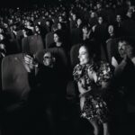 Margherita Vicario Instagram - GLORIA! é a cinema. In tanti cinema. Abbiatene cura, fatelo passare di mano in mano, bocche e orecchie. Gli hanno voluto bene in molti a questa storia. E molti ne fanno parte. Ora anche voi! Grazie, ci vediamo ai saluti in sala saranno tanti e in tutta Italia. Guardateli sulla pagina di @01distribution Io cerco di aggiornarvi sempre Grazie vi voglio bene. A dopo! Grazie @sara_sabatino per aver immortalato questo momento. 🕊️🕊️🕊️🕊️🕊️ @tempestafilm @rai_cinema