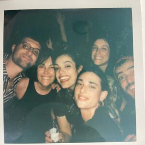 Margherita Vicario Instagram - Ho ancora negli occhi la bellezza folgorante delle ragazze, gli sguardi incoraggianti dei produttori, i sorrisi della troupe, dei miei collaboratori, le danze sfrenate di tutti, compresa la falange di famiglia e amici arrivata a sostenermi. 
Grazie a tutti.
Come ha detto qualche critico: c’è amore, passione ed energia in ogni fotogramma. Nessuno lo può negar❤️

“GLORIA!”
Venite a vederlo al cinema l’11 aprile?

Grazie @berlinale @tempestafilm @01distribution @rai_cinema @japoco_b @la_jonny_8 @uncantobrasileiro @_______dade styled by @simonesifufurlan 
FOTO di @rocco_giurato