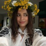 Margo Dumas Instagram - 50 shades of me in London 🇬🇧🐒 #ootd #🧅