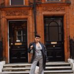 Margo Dumas Instagram - It’s London baby 💫🇬🇧 #ootd Suit @mango Cap @misbhv Bag @misbhv Big ring @broq.world