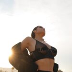 Margo Dumas Instagram - Цей бренд - суцільне натхнення. Була б змога ходила б в ньому по вулицям замість одягу🥹🫶🏼 @naked_extravaganza