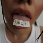 Margo Dumas Instagram - LIKE ME ♥️🐒 #selfportraits