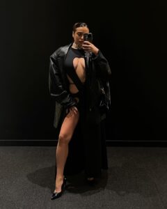 Margo Dumas Instagram - 31? WTF?🦂 20.11.2023