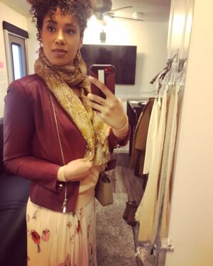 Margot Bingham Instagram - Evie in full effect. #Finale 💐💃🏽#NewAmsterdam