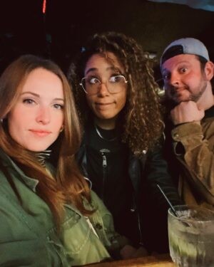 Margot Bingham Instagram - Ain’t no party like a #Buccees party cuz a #Buccees party don’t stooooop😎🦦

#TexasDump 

P.S. come say hi to me this weekend @pensacolapensacon 🥰