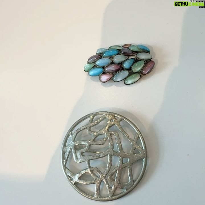 Mari Natsuki - 16.3K Likes - #londondiaries
#vintage
#items
#bought
#fun
先日のヴィンテージマーケットでの戦利品!
どう?