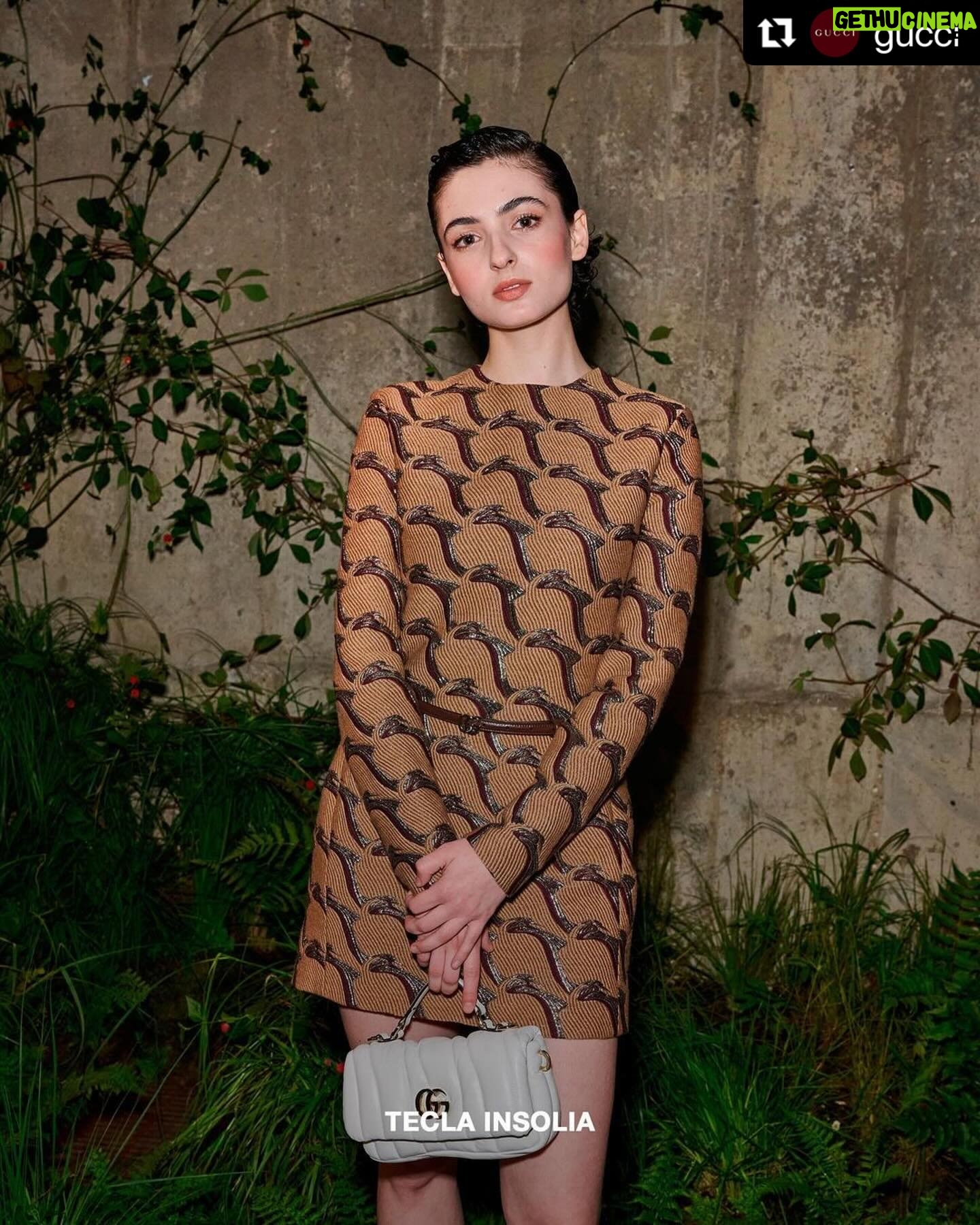 Mari Natsuki Instagram - #Repost @gucci with @use.repost ・・・ Gathering at Tate Modern for the debut of Creative Director Sabato De Sarno’s Cruise 2025 collection. Paul Mescal, Little Simz, Salma Hayek Pinault, Alia Bhatt, Kaytranada, Mari Natsuki, Tecla Insolia, Alexa Chung #GucciCruise25 #GucciLondra