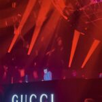 Mari Natsuki Instagram - @gucci @sabatods #GucciCruise25 #GucciLondra #PR アフターパーティーもご機嫌🎧 流石のマーク・ロンソンのdj 、ケイト・モスもノリノリでした！ #markronson #SHUZO