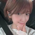 Mari Yaguchi Instagram - 今日は、 ええじゃないか！の収録でした😊✨ 早めに終わったから、 今日はお家でゆっくり夕飯食べれたよー😋✨ そして、 最近の自撮りはタクシーの中ばっかりですw 楽屋で撮るの忘れるー。 ほんでもって実は、、、 髪の毛伸ばしてます。 どうでもいい情報をお届けいたしました。 じゃ。
