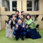 Mari Yaguchi Instagram - TBSラジオ 『金曜JUNK バナナマンのバナナムーンGOLD』の、 年末恒例企画 【バナナムーンGOLD超内々紅白歌合戦】 に出演させていただきました😁♪ バナナマンさんに久しぶりにお会いできて、 とてもとても優しくて、 ラジオなのにあの方達の豪華すぎるお寿司やチキンをいただけて、めちゃくちゃ美味しくてずっと楽しかったです😭✨ 私は設楽さん率いるゴボウさんチーム😁✨ メンバーは錦鯉の渡辺さんとたんぽぽの川村さんでした🥹✨ ありがとうございました‼️ 隠しゲストだったので告知できませんでしたが、 radikoでも聴けますので是非聴いてくださいね🥹✨