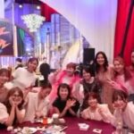 Mari Yaguchi Instagram - 本日！！ 12月28日(木)夜7時より、 フジテレビ系 『オールスター合唱バトル 今年のヒットソングから昭和・平成・令和を彩った曲まで140人が熱唱！年末SP』に ママ合唱団のメンバーとして出演させていただきます🥹✨ 練習期間も大人の青春って感じで、 ものすっごく楽しくて充実した時間でした😊✨ みんなスケジュールを合わせるのが大変で かなり必死だったし、 この期間は課題曲しか聞かずに 毎日家でも練習しておりました。 ママ達の奮闘を是非ご覧ください🥹✨ 他のチームの合唱も凄すぎて感動しまくりでした！！ お楽しみにぃ♪