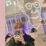 Mari Yaguchi Instagram - NEWメガネ👓 ストーリーズには載せたんだけど、 こっちにも載せますね🤓✨ この間、 @issei_glassesfitter さんのお店 @resee.official に行ってきましたよー🥹✨ 新作もめちゃくちゃオシャレで可愛かった👓✨ 沢山ある中で、最終的に選んだのが ゆしんと全く一緒になりました🤓w✨ てじさんはとても上品なフレーム✨ それも素敵だったな♡ いっせいさんの眼鏡は目が綺麗に見えるんですよー🤩 これほんと不思議なの🤓✨ その場でサイズを直してもらって、 ズレない眼鏡になりました👓✨ 気になる方はお店で沢山かけてから、 自分に合う眼鏡を見つけてくださいね😁✨ いっせいさんがオススメも教えてくれますよん🤓✨ あっ！でも今日は福岡でポップアップしてるかも🤔 今度は度入り眼鏡作ろっと👓✨ また近々お邪魔しまっす！！