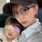 Mari Yaguchi Instagram - 今日は家族で、 ズーラシア行ってきました😊✨ お天気も良いし、 入口からテンションMAX！！ でも、園内が思ってるより広くて、 次男は途中で爆睡💤 長男は途中から抱っこ。 大人は出口でへっとへとwww ペース配分完全に間違えました😂✨ めっちゃ良い疲れなんですけどね😊✨ オカピさんをはじめ、 沢山の動物達がいたんですが、 私の一推しは、 ケープハイラックスです♡ めっちゃくちゃ可愛かった😍✨ 可愛すぎて写真撮れなかった😂💦 なぜー！？ また会いに行こっ🥹✨