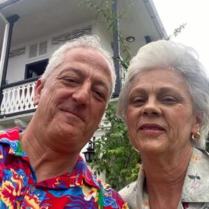 María Cecilia Botero Instagram - Gracias a todos 💖 #alinaofcuba
@miamaestro @miguelbardemaguado @alannadelarossa @johannarobledo.actriz @anavillafaneofficial