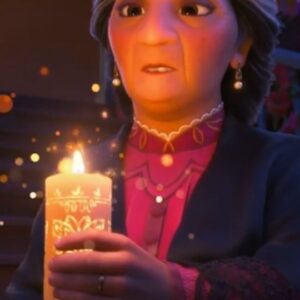 María Cecilia Botero Instagram - Me alegra infinitamente contarles que soy la voz en español de la Abuela Alma en la nueva película de Disney, Encanto, ¡un personaje que me honra llevar a la pantalla grande! El pilar de la familia Madrigal. Me siento agradecida de ser parte de este gran elenco, que se inspira en toda la magia de nuestro hermoso país.
En cines, noviembre 25.
#DisneyEncanto
@disneystudiosla
