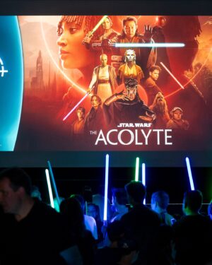 María Gómez Instagram - ⚔️ Una nueva era ha comenzado. 
Y fue un súper placer acompañar a Lesley Headland, creadora de @officialacolyte, y a @dafnekeen y resto del cast en la presentación de esta nueva serie original de @starwarsspain. Llena de intriga, de acción y con todo lo que los fans de la saga esperan. 💥Ya están disponibles los dos primeros episodios en @disneypluses y os los recomiendo muchísimo. ✨Que la fuerza os acompañe… #MayTheForceBeWithYou #TheAcolyte
🫶🏻 Gracias súper team @disneyspain   @havascreativespain 
[ Lookazo de otra galaxia✖️@analocking ✖️]
 #muah @celiagonzalez.makeup