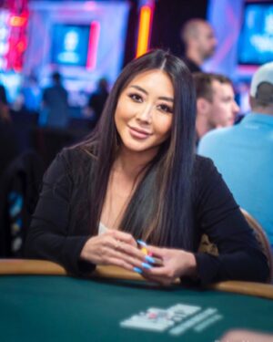 Maria Ho Instagram - Leaning into the “I’m just happy to be here” mindset this summer. 

Freeing myself from any pressure, expectations, and unease from the unknown and just focusing on playing my best, one hand at a time. 

📸: @k8te_look for PokerNews

#poker #WSOP #gamer #gamerlife
