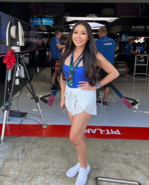 Maria Ho Instagram - Wowza! What an absolute dream to be in the paddock for the F1 Spanish Grand Prix in Barcelona. 

Growing up in the states, I didn’t have much exposure to the sport, but after binging 𝘍𝘰𝘳𝘮𝘶𝘭𝘢 1: 𝘋𝘳𝘪𝘷𝘦 𝘛𝘰 𝘚𝘶𝘳𝘷𝘪𝘷𝘦, I was absolutely hooked. My emotional investment in the drivers and the teams is at peak levels these days (Lewis Hamilton is my fav!) Seeing everything in person and being in pit lane up close and personal to where the action happens was undoubtedly a once-in-a-lifetime experience!

Swipe to see a surprise driver appearance!

#f1 #formula1 #barcelona #racing #pokerlife #travel