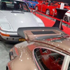 Maria Silvestar Instagram - 75 години #porsche 
@porschebulgaria 🍾🍾🍾