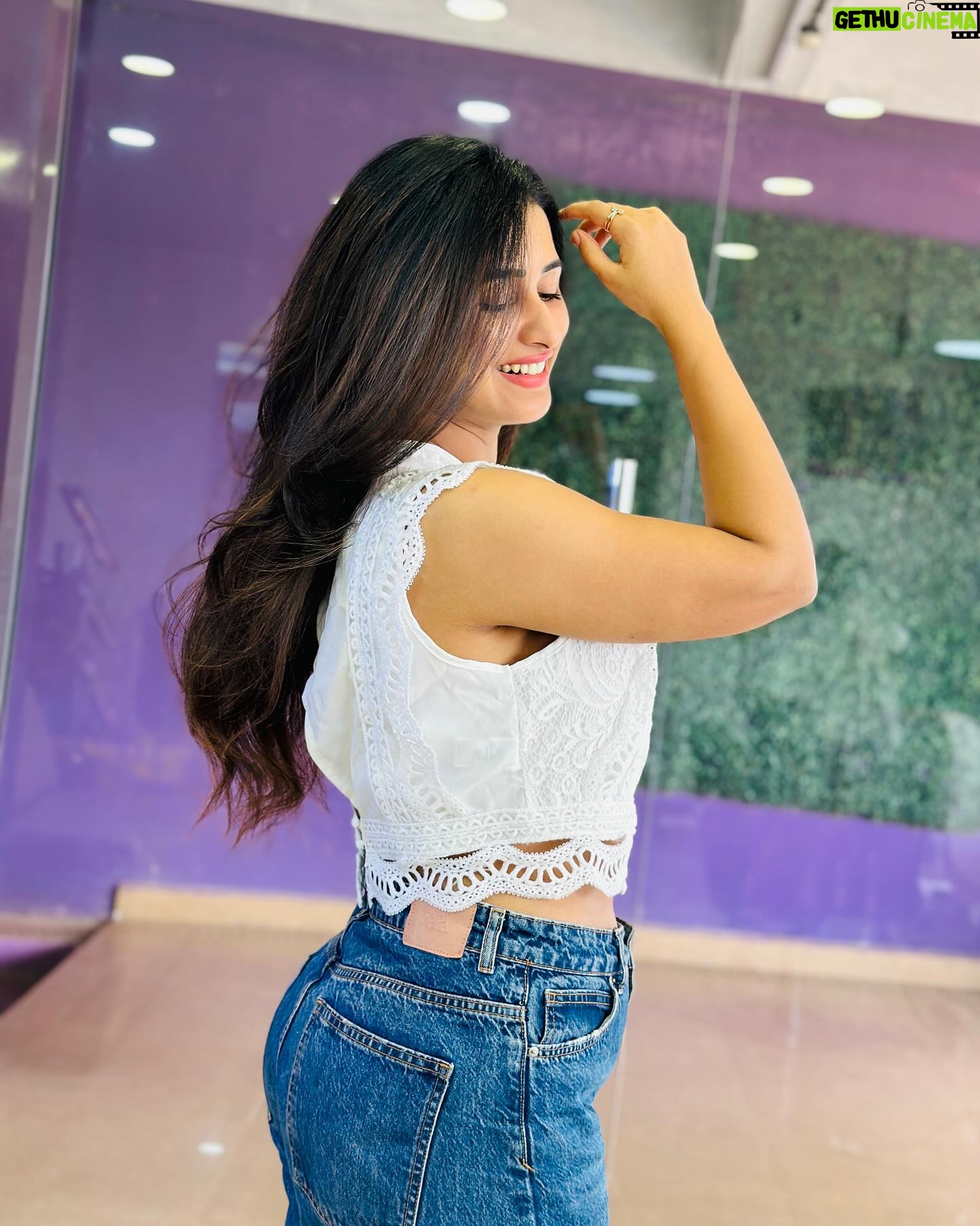 Maria Vincent - 3.2K Likes -