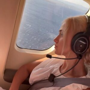 Maria Bakalova Instagram - 🚁going through this month has been like a helicopter ride