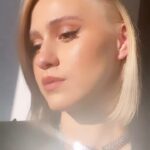 Maria Bakalova Instagram – She’s Awesome ❤️‍🔥 @mariabakalovaofficial 
Backstage for @dsquared2 
Styling @aalicemastrolilli 
Makeup @alina_manova 
Hair @georgi_petkov__ 
@dsquared2.bulgaria 
@dsquared2storesofia 
@lina.petr 
@kikirilcho

using: @111skin.bg @augustinusbader @bobbibrown 
@officialbyredo x @luciapicaofficial @makeupforever @lauramercier 
@maccosmetics @charlottetilbury @lisaeldridgemakeup @lancomeofficial @sweedbeauty @danessa_myricks @danessamyricks_europe @hourglasscosmetics @narsissist @yslbeauty @ardellbeauty @rephr.to