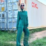 Maria Bekatorou Instagram - Do something green today… @zeusndione @atticaofficial @christos_alexandropoulos @elsaprotopsalti @anastasia_stamatiadi @iro_krass #kalyteradenginetai #feelingblessed #lavieestbelle