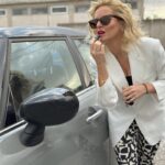 Maria Bekatorou Instagram - Το αυτοκίνητο μου είναι κάτι πολύ περισσότερο από απλά ένα όχημα. H @flexcar_gr είναι δίπλα μου σε κάθε στιγμή της καθημερινότητάς μου! 🚗💄 #Flexcar #flexitnow